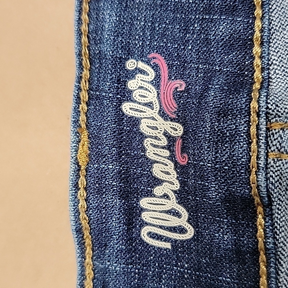 Wrangler, Retro Mae Shorts, Size 1 Avg, Excellent Condition, Like New! - Picture 8 of 9
